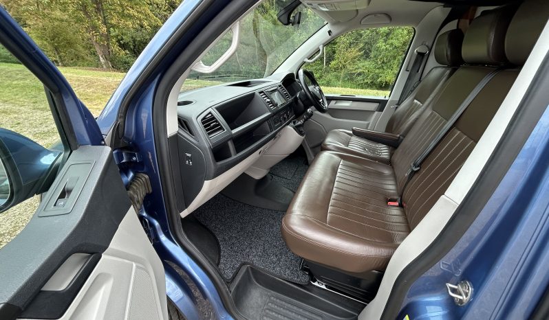 
								Trek RV Infinity Luxury Volkswagen Campervan. Highline 2.0 TDI Euro 6. 150PS full									