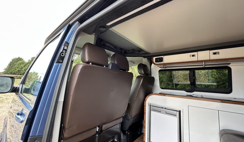 
								Trek RV Infinity Luxury Volkswagen Campervan. Highline 2.0 TDI Euro 6. 150PS full									