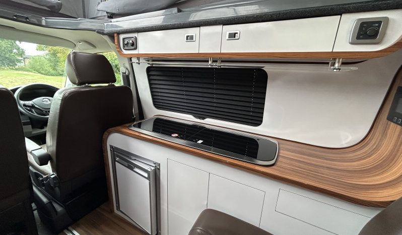 
								Trek RV Infinity Luxury Volkswagen Campervan. Highline 2.0 TDI Euro 6. 150PS full									