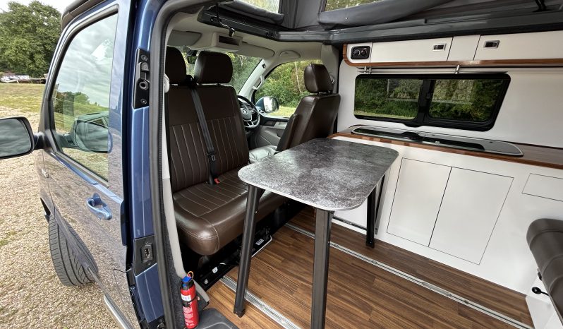 
								Trek RV Infinity Luxury Volkswagen Campervan. Highline 2.0 TDI Euro 6. 150PS full									