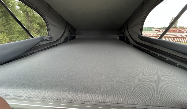 
								Trek RV Infinity Luxury Volkswagen Campervan. Highline 2.0 TDI Euro 6. 150PS full									