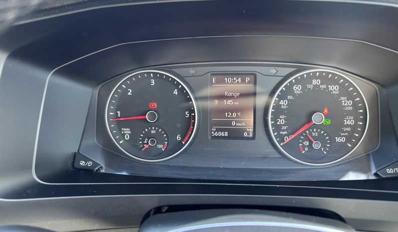 
								Volkswagen Campervan 2.0 TDI T30 Highline SWB Transporter | 5dr Diesel | DSG Auto | Euro 6 (150 ps) full									