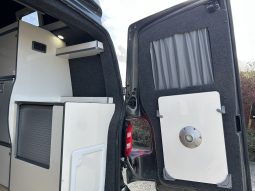 
										Volkswagen Campervan 2.0 TDI T30 Highline SWB Transporter | 5dr Diesel | DSG Auto | Euro 6 (150 ps) full									