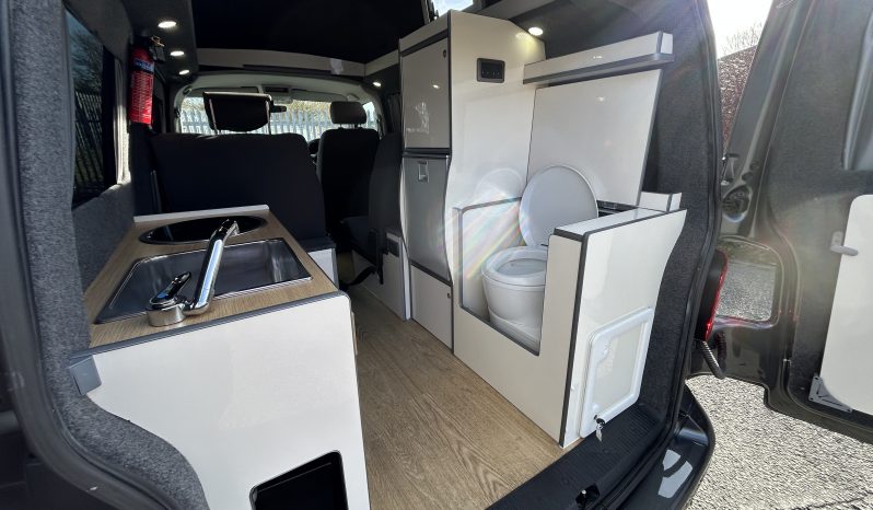 
								Volkswagen Campervan 2.0 TDI T30 Highline SWB Transporter | 5dr Diesel | DSG Auto | Euro 6 (150 ps) full									