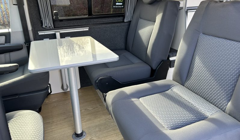 
								Volkswagen Campervan 2.0 TDI T30 Highline SWB Transporter | 5dr Diesel | DSG Auto | Euro 6 (150 ps) full									