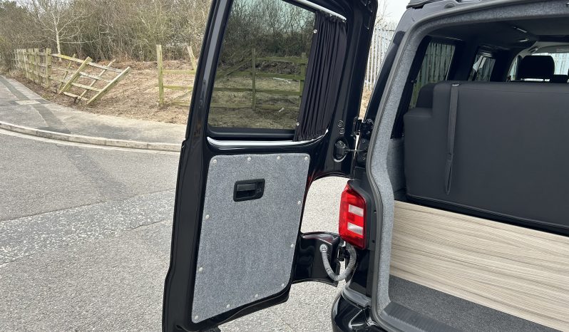 
								Volkswagen Transporter T6 Redline Sport Campervan 2.0L TDI SWB 5 Speed Manual Euro 6 full									
