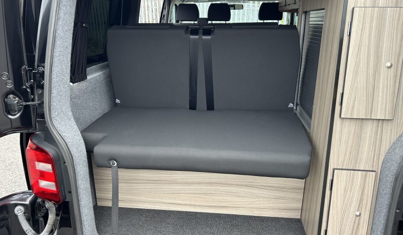 
								Volkswagen Transporter T6 Redline Sport Campervan 2.0L TDI SWB 5 Speed Manual Euro 6 full									