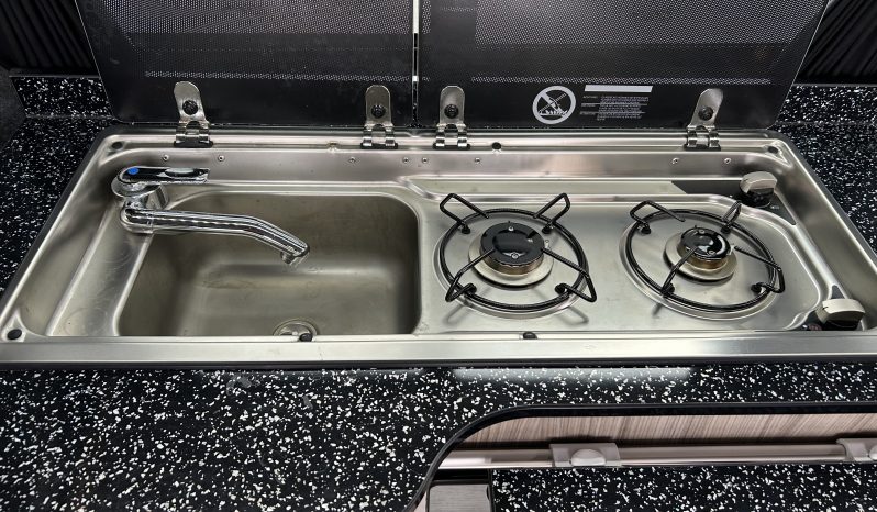 
								Volkswagen Transporter T6 Redline Sport Campervan 2.0L TDI SWB 5 Speed Manual Euro 6 full									