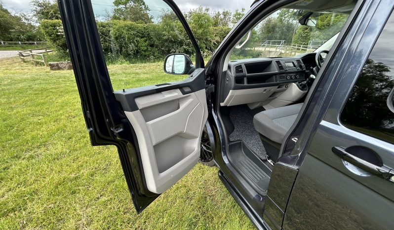 
								Volkswagen Transporter T6 Highline Campervan 2.0 TDI, 102PS 5 Speed Manual, SWB, Euro 6 full									