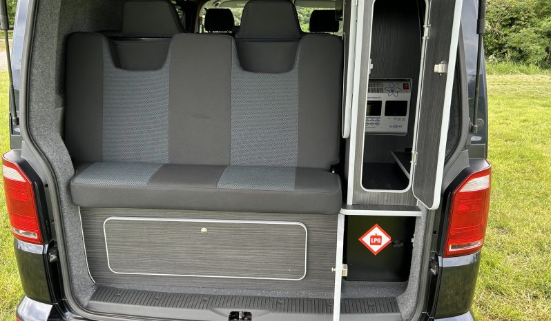 
								Volkswagen Transporter T6 Highline Campervan 2.0 TDI, 102PS 5 Speed Manual, SWB, Euro 6 full									