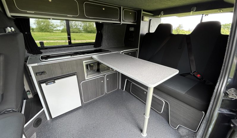 
								Volkswagen Transporter T6 Highline Campervan 2.0 TDI, 102PS 5 Speed Manual, SWB, Euro 6 full									