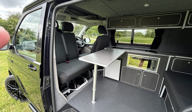 
								Volkswagen Transporter T6 Highline Campervan 2.0 TDI, 102PS 5 Speed Manual, SWB, Euro 6 full									