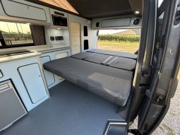 
										Volkswagen Transporter T30 Highline LWB Campervan 138 bhp 6 Speed Manual full									