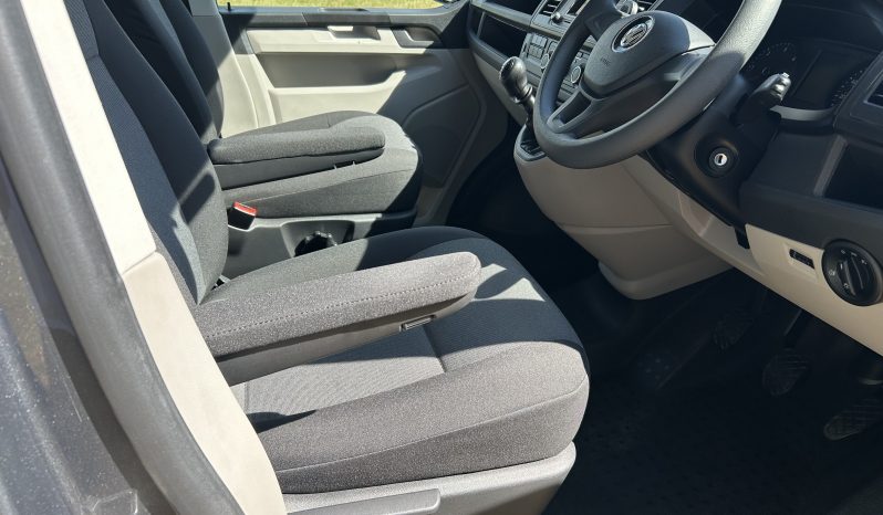 
								Volkswagen Danbury Surf T6 Campervan. 2.0 TDI, 102PS 5 Speed Manual, SWB, Euro 6. (S/S) full									