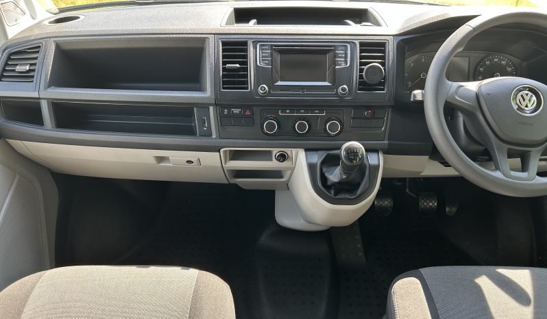 
								Volkswagen Danbury Surf T6 Campervan. 2.0 TDI, 102PS 5 Speed Manual, SWB, Euro 6. (S/S) full									