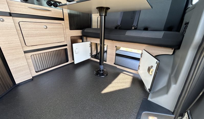 
								Volkswagen Danbury Surf T6 Campervan. 2.0 TDI, 102PS 5 Speed Manual, SWB, Euro 6. (S/S) full									