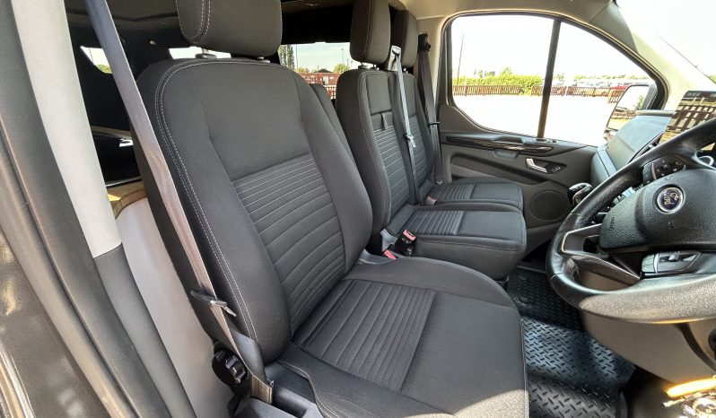 
								Ford Transit Custom Limited. 2.0 Diesel 130BHP. 6 Speed Manual full									