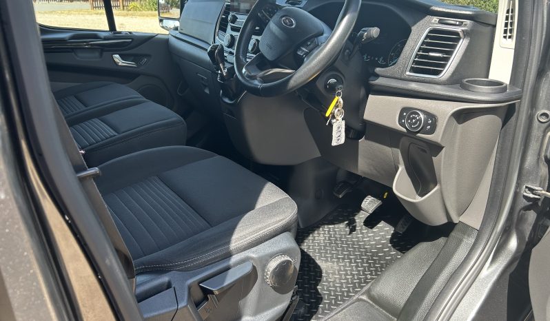 
								Ford Transit Custom Limited. 2.0 Diesel 130BHP. 6 Speed Manual full									