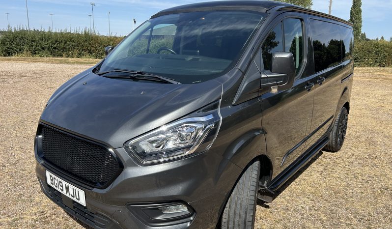 
								Ford Transit Custom Limited. 2.0 Diesel 130BHP. 6 Speed Manual full									