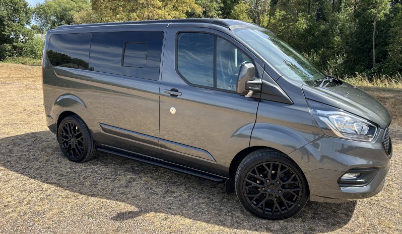 
								Ford Transit Custom Limited. 2.0 Diesel 130BHP. 6 Speed Manual full									
