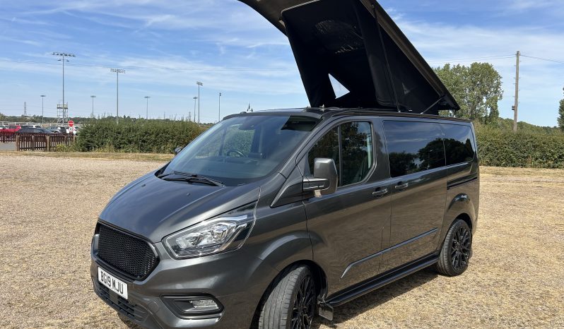 
								Ford Transit Custom Limited. 2.0 Diesel 130BHP. 6 Speed Manual full									