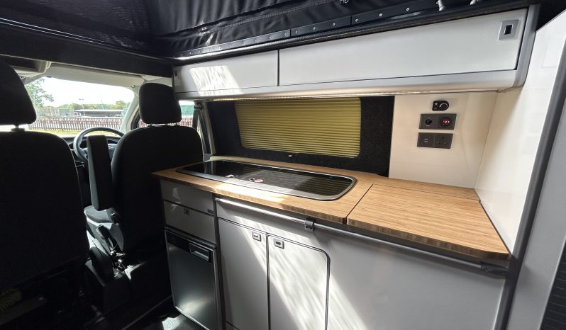 
								Ford Transit Custom Limited. 2.0 Diesel 130BHP. 6 Speed Manual full									