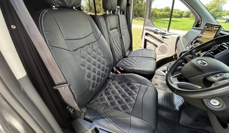 
								Automatic Ford Transit Custom 2 Berth Campervan 340 Limited. 2.0 Diesel 170PS full									