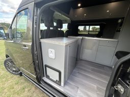 
										Automatic Ford Transit Custom 2 Berth Campervan 340 Limited. 2.0 Diesel 170PS full									