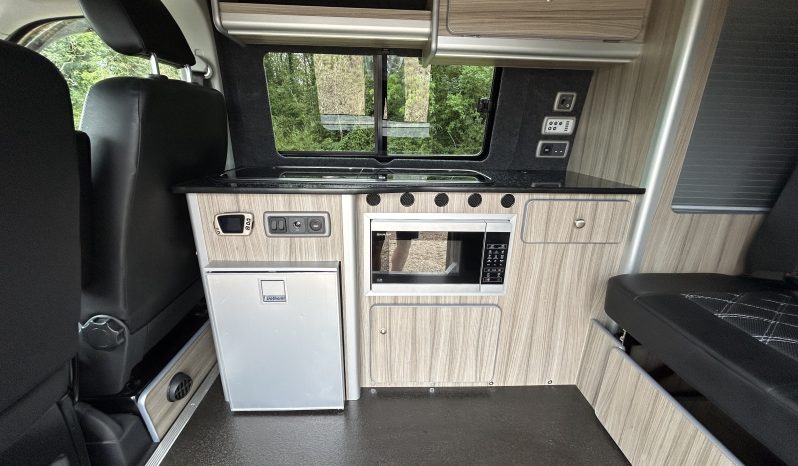 
								Volkswagen Campervan 2.0 TDI T28 Transporter Highline Manual FWD SWB Euro 6 full									