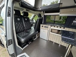 
										Volkswagen Campervan 2.0 TDI T28 Transporter Highline Manual FWD SWB Euro 6 full									